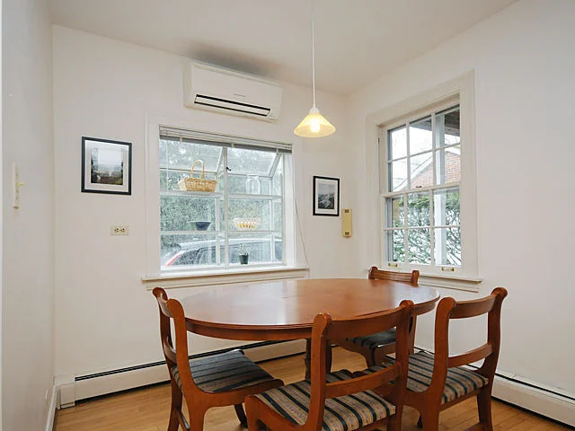 Photo of 2950 PAYNE Street