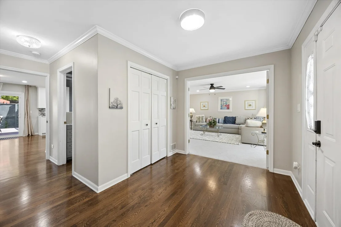 Photo of 1524 Oswego Road