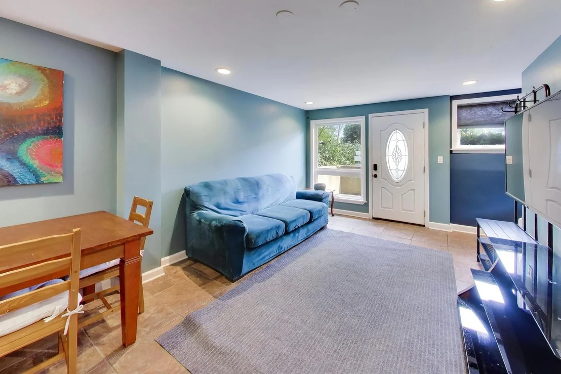 Photo of 2711 Elgin Road