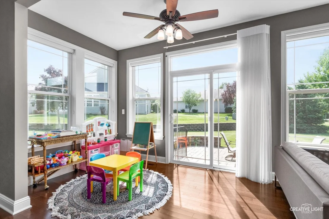 Photo of 2832 Chevy Chase Lane