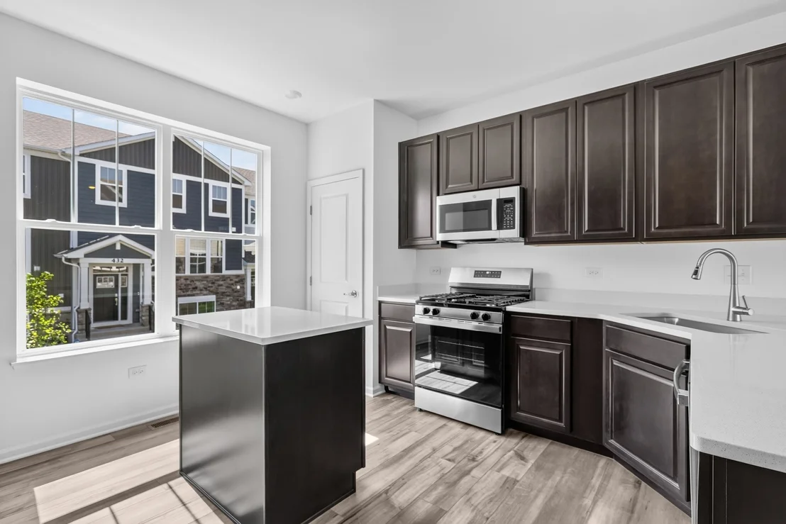 Photo of 442 Red Oak Circle