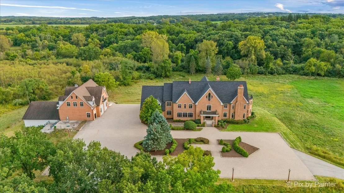 Photo of 5N719 Castle Drive