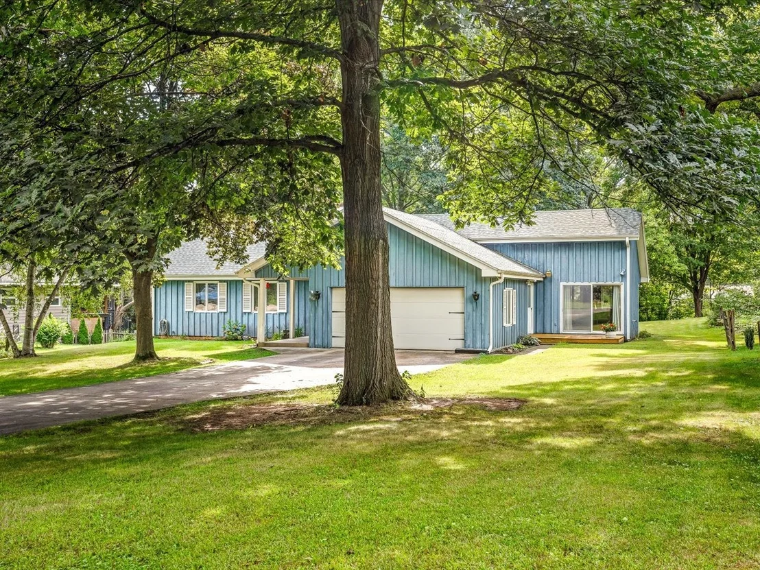 Photo of 650 Coolidge Place