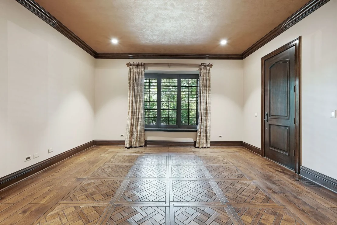 Photo of 501 Chatfield Road