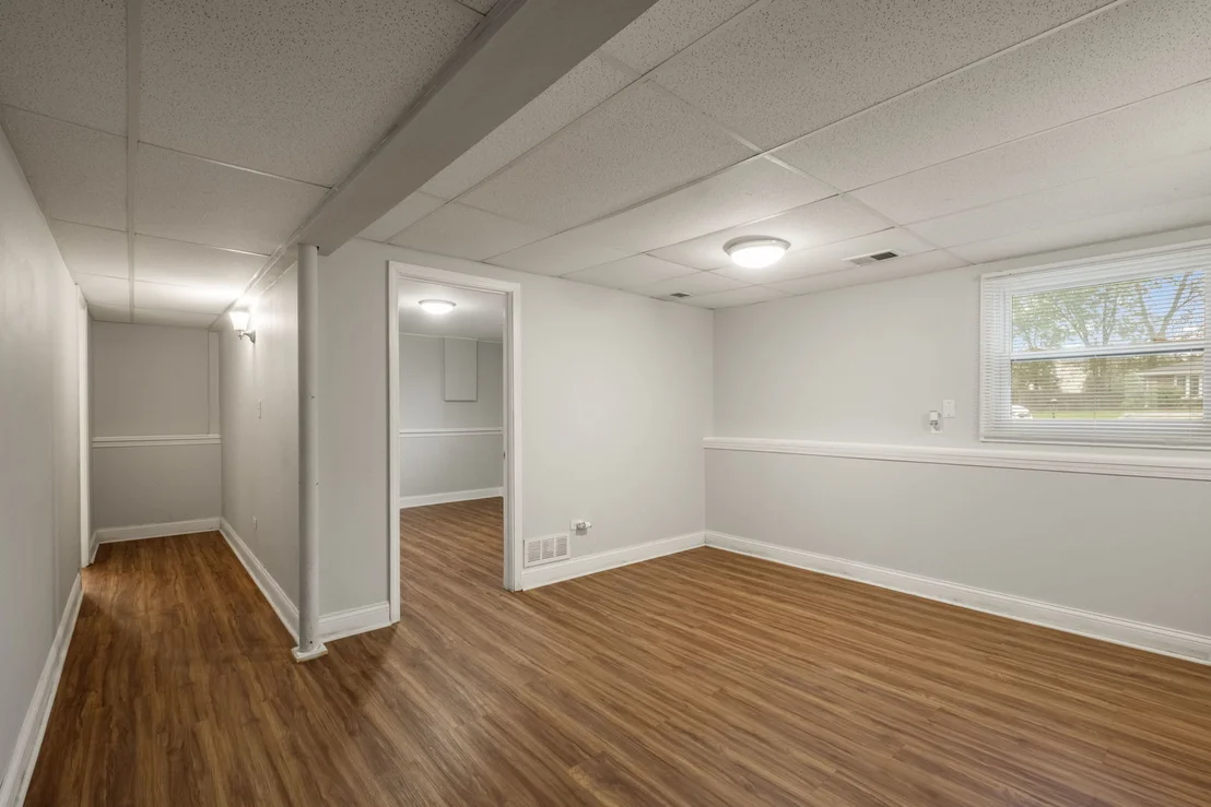 Photo of 944 Carol Lane