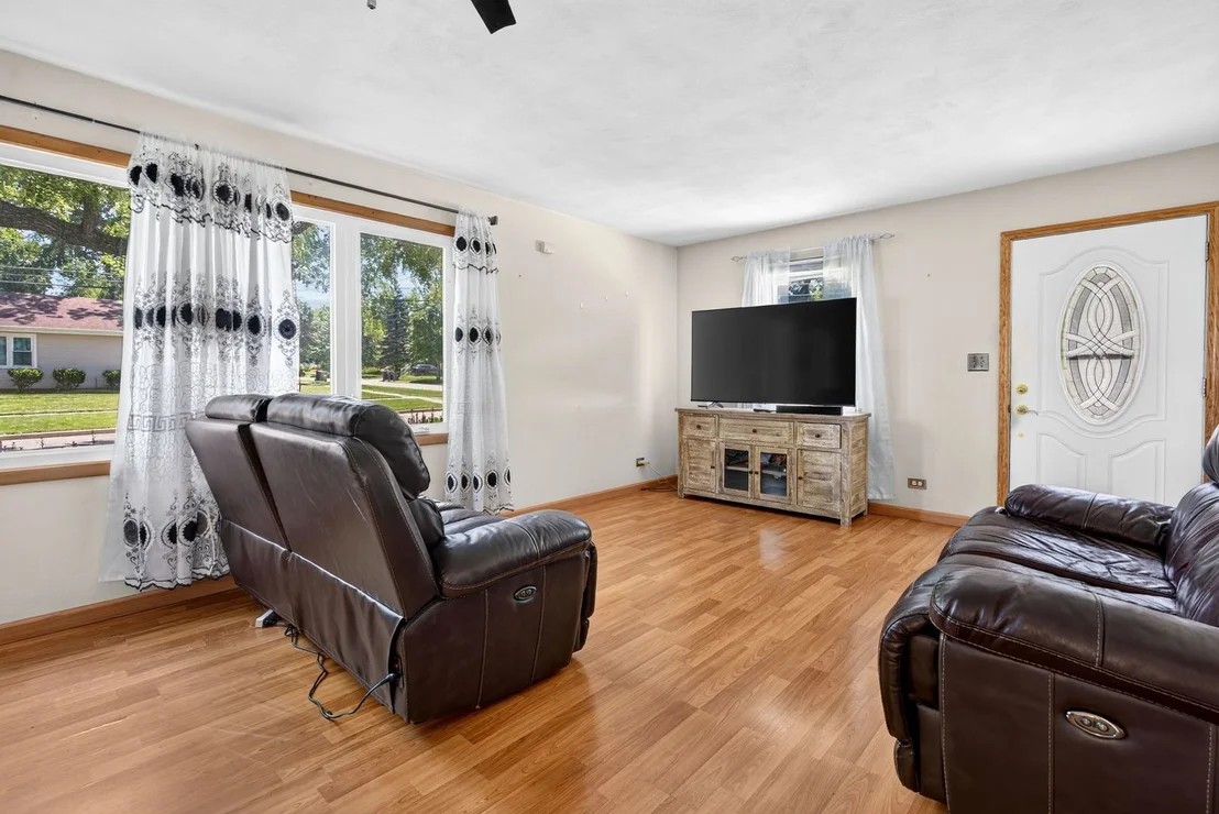 Photo of 1003 BELLEVUE Avenue