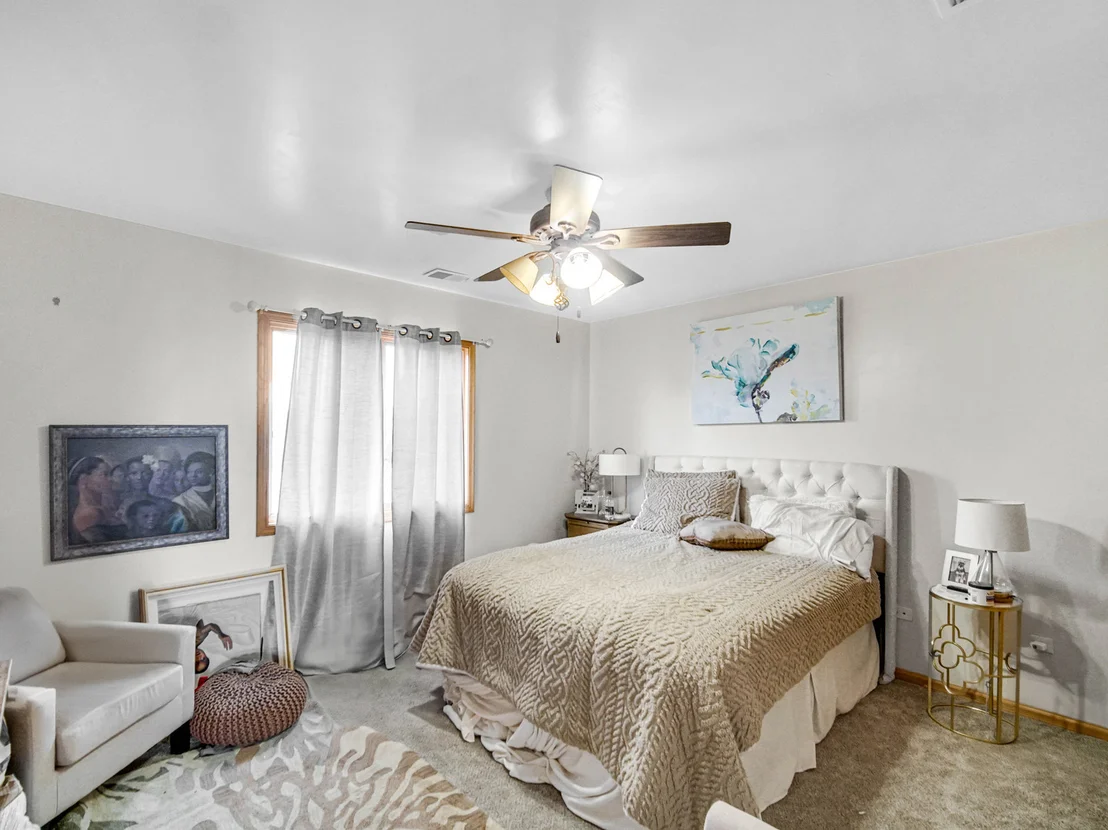 Photo of 23030 Lakeview Estates Boulevard