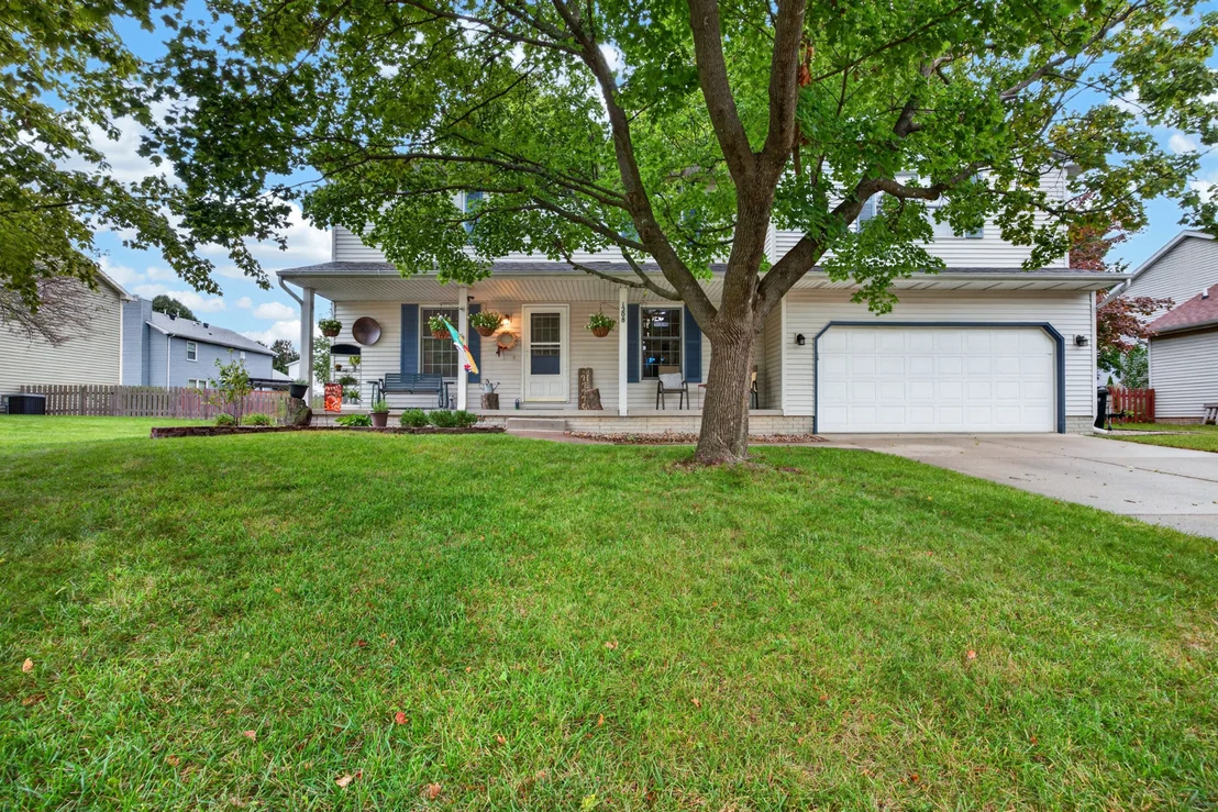 Photo of 1208 Royal Pointe Drive