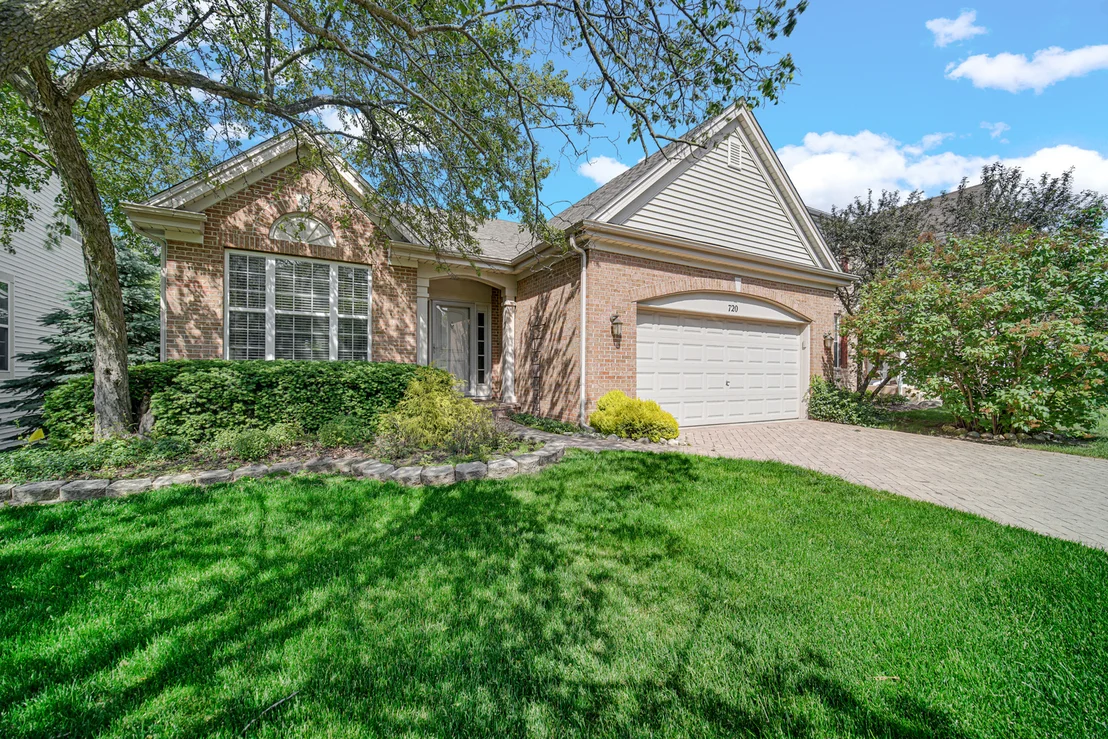 Photo of 720 Viewpointe Drive