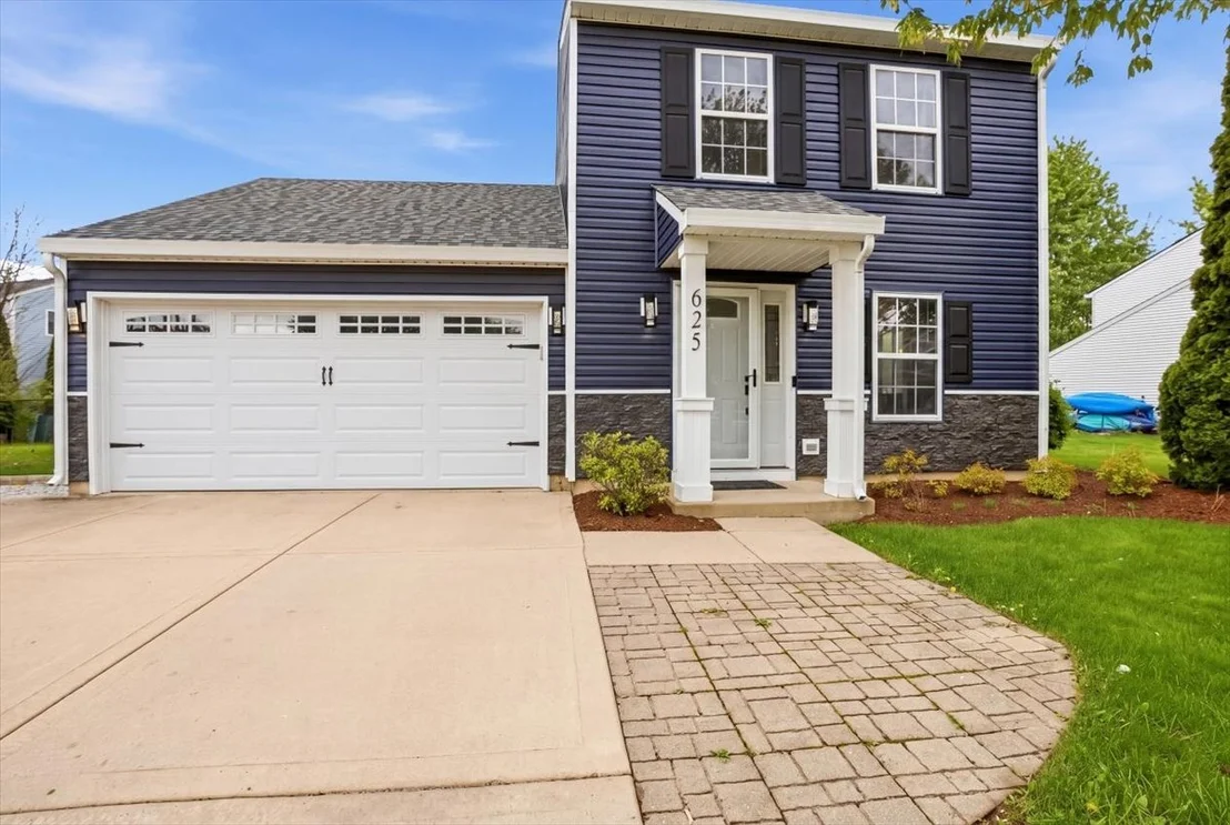 Photo of 625 Fairview Lane