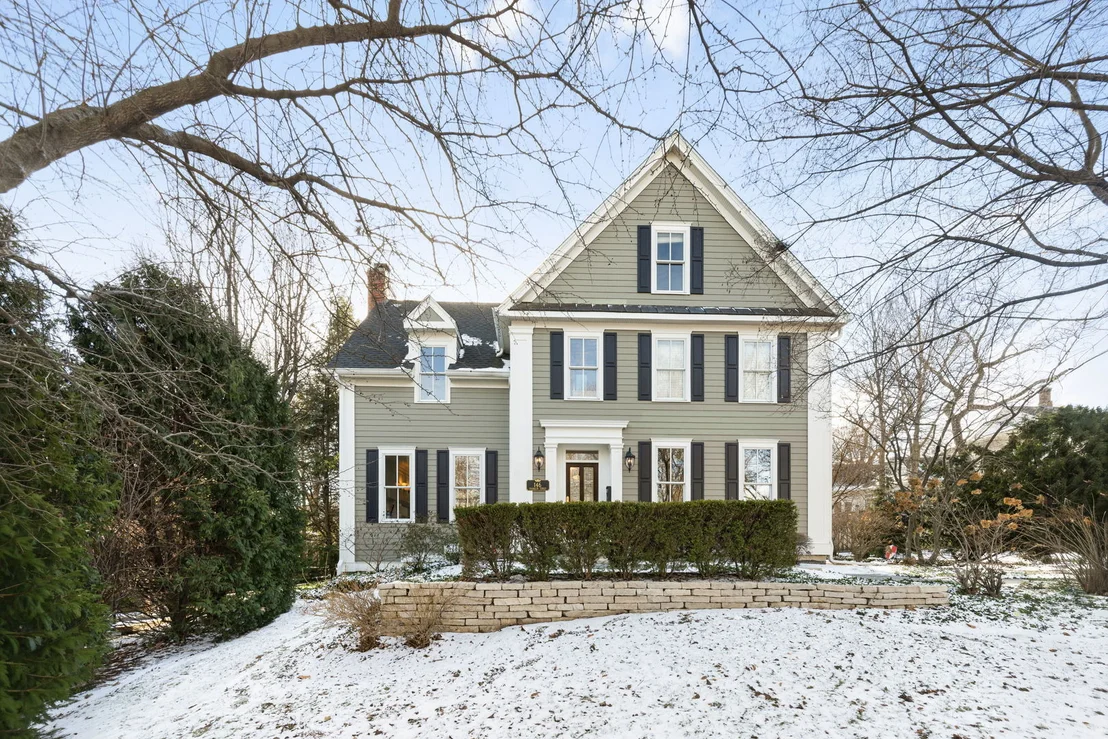 Photo of 146 Franklin Street