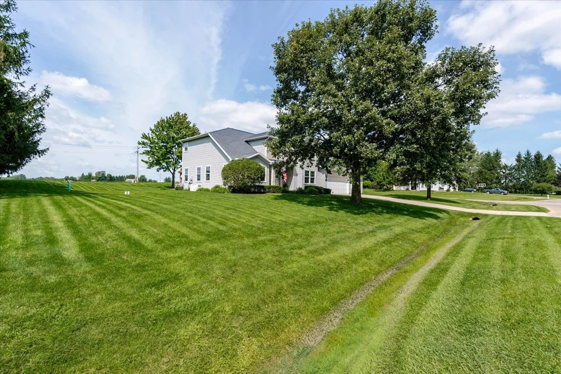 Photo of 9962 Wolf Hill Road