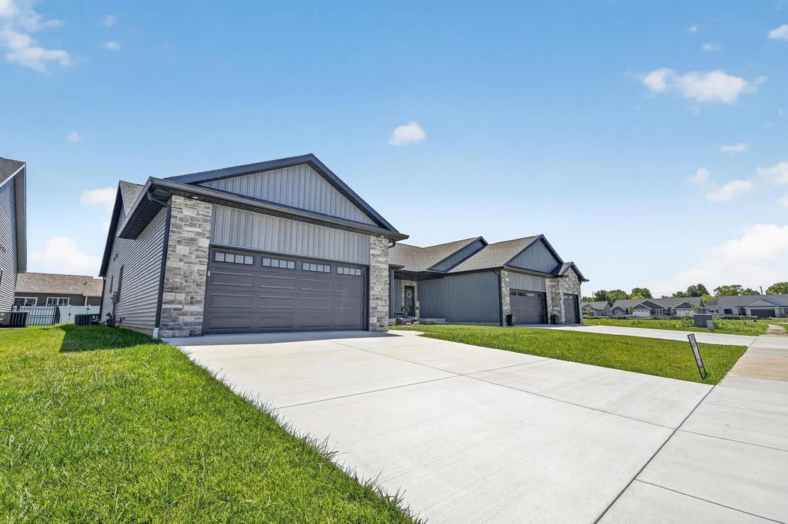 Photo of 1704 Blenheim Drive
