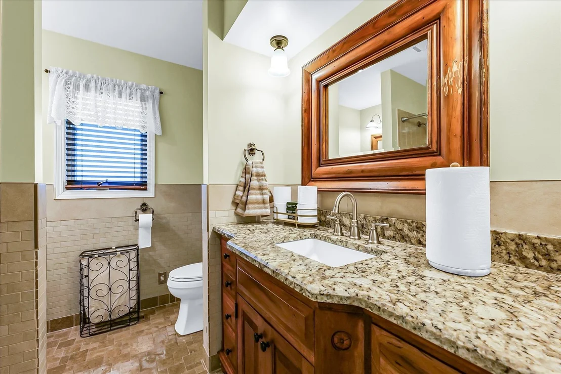 Photo of 4111 Farhills Drive