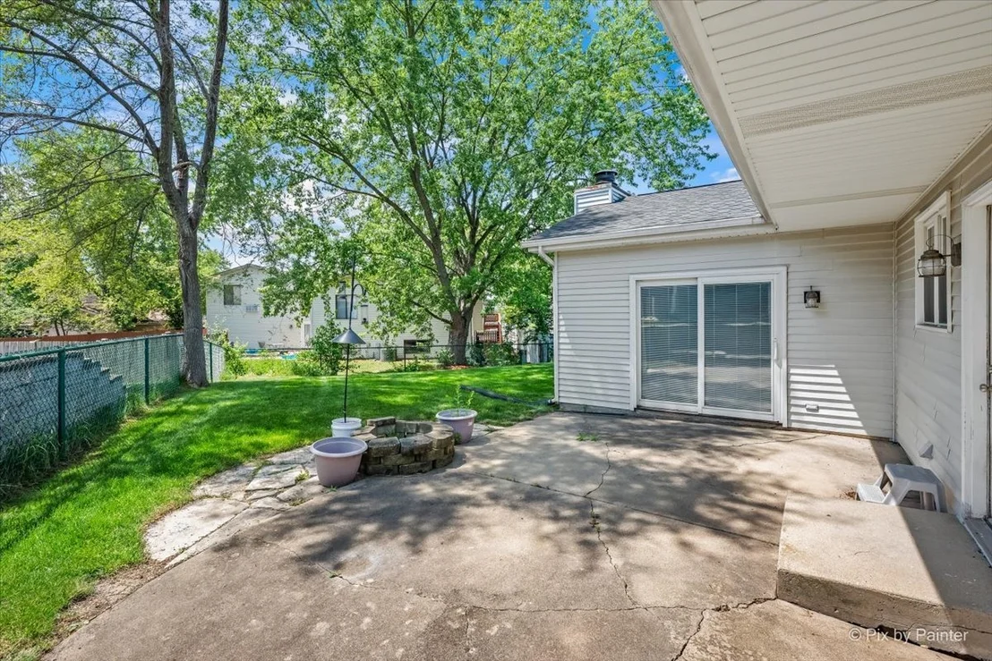 Photo of 858 SHOREWOOD Drive