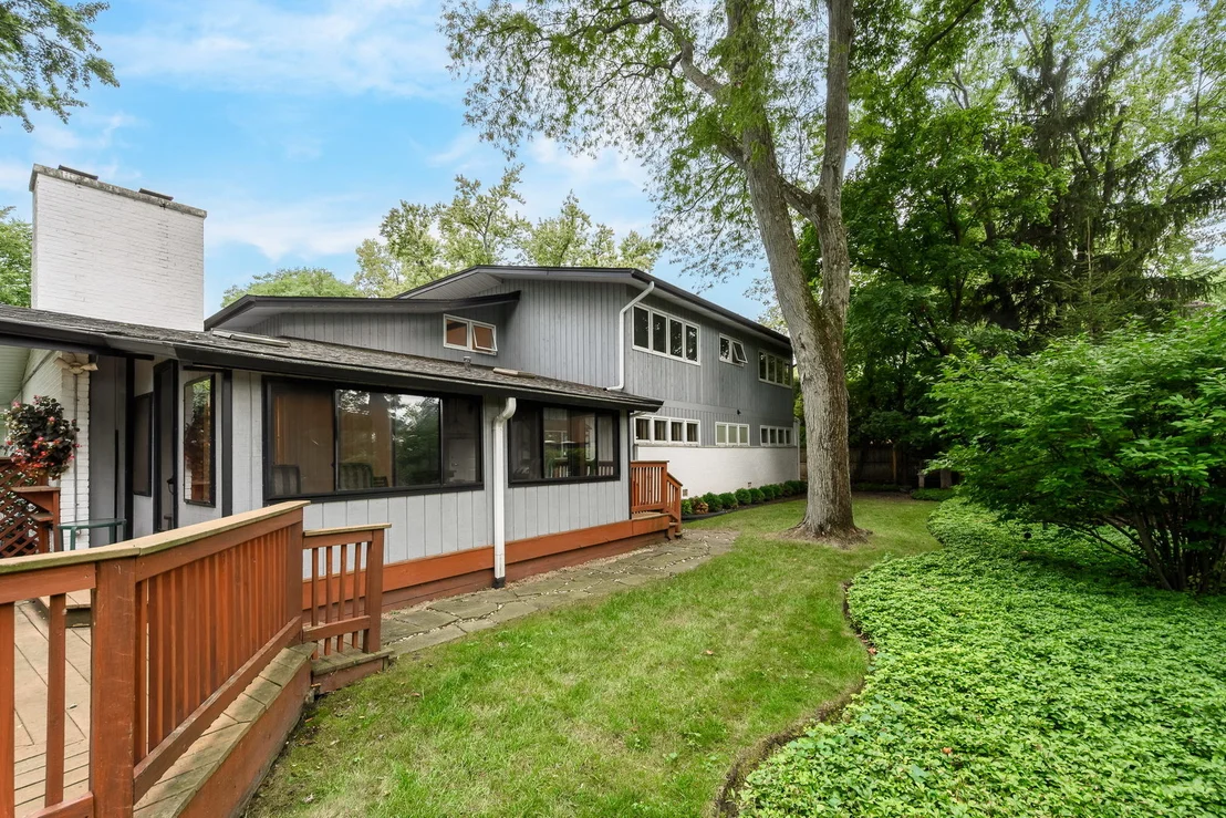 Photo of 695 Ivy Lane