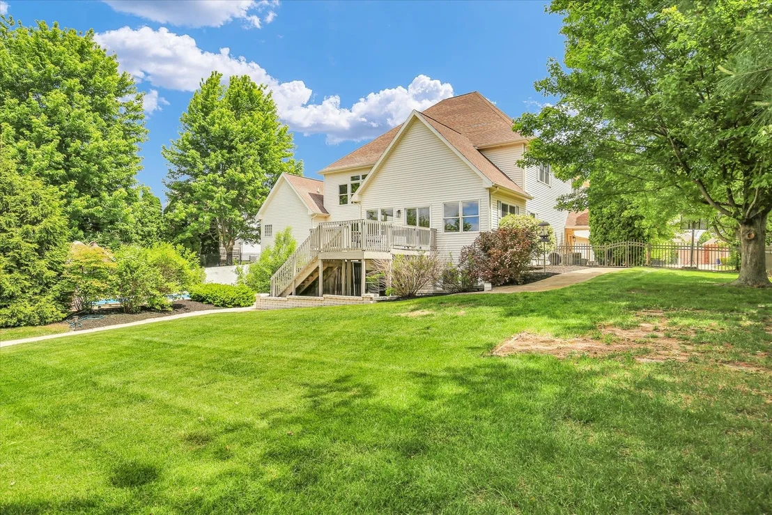 Photo of 1809 Mullikin Drive