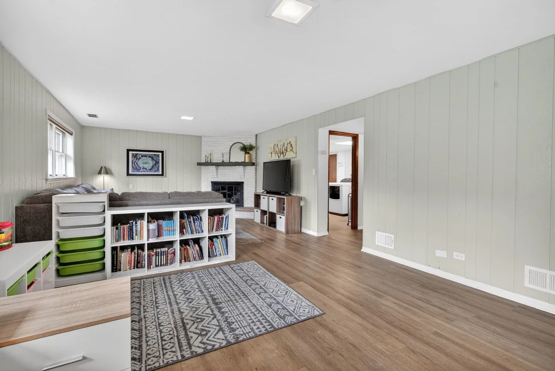 Photo of 8632 Clifford Drive