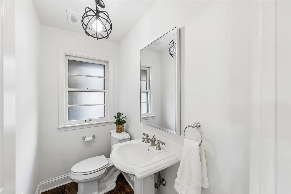 Photo of 600 Midway Park Avenue