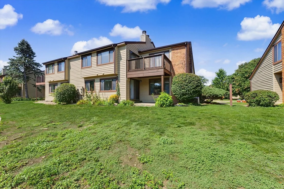 Photo of Unit 2142 at 2142 Harbortown Circle