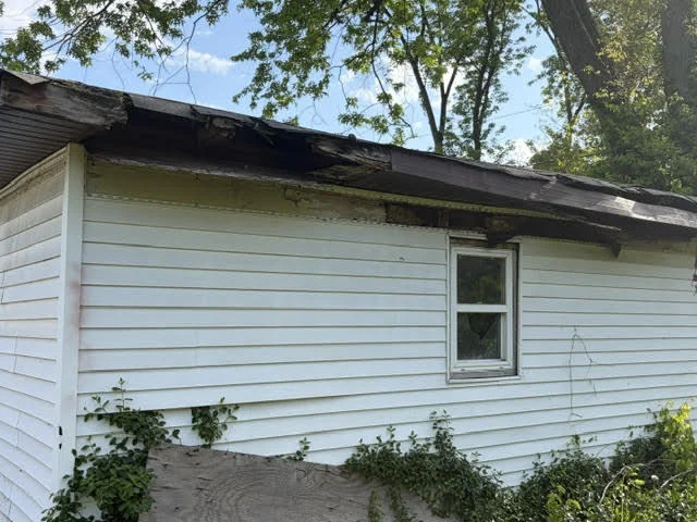 Photo of 16401 Saint Louis Avenue