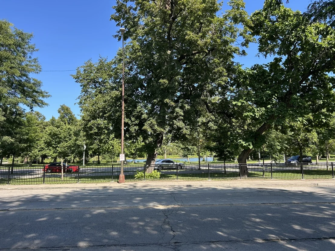 Photo of 218 N Hamlin Boulevard