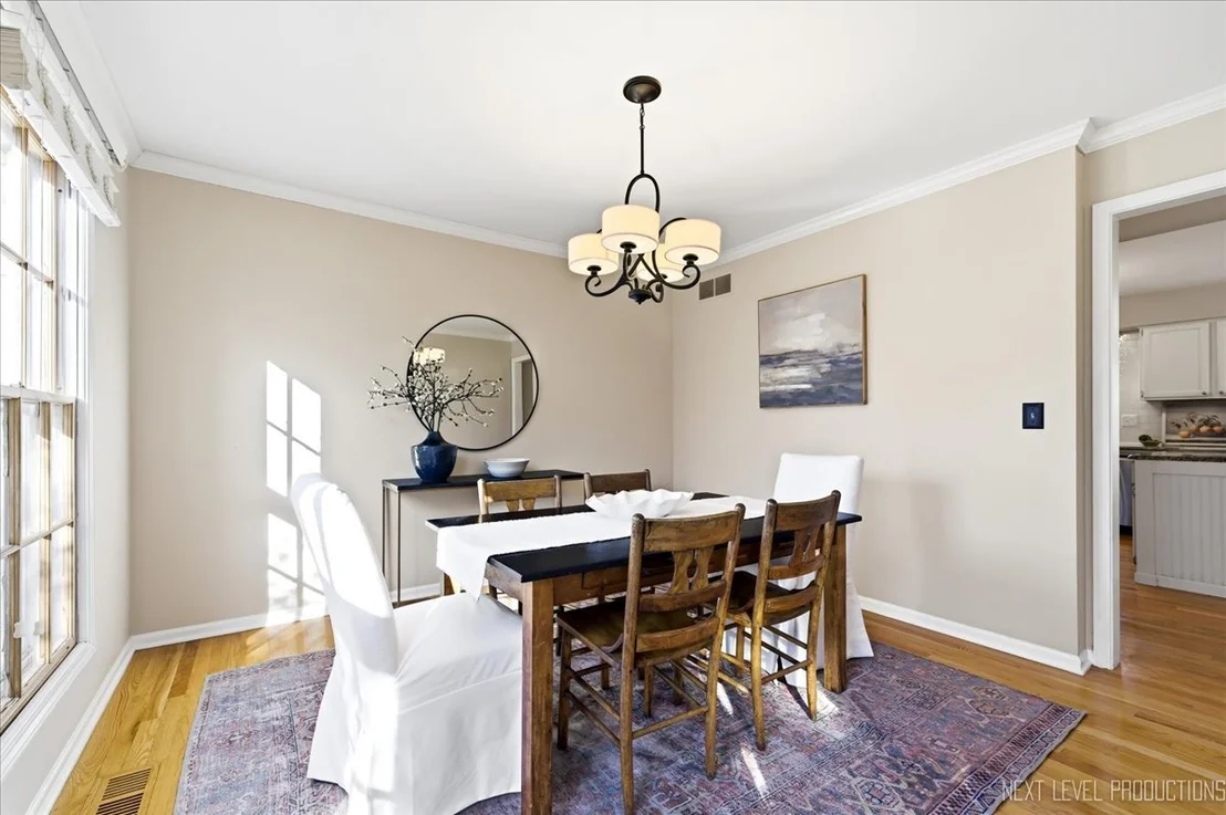 Photo of 549 Bloomfield Circle