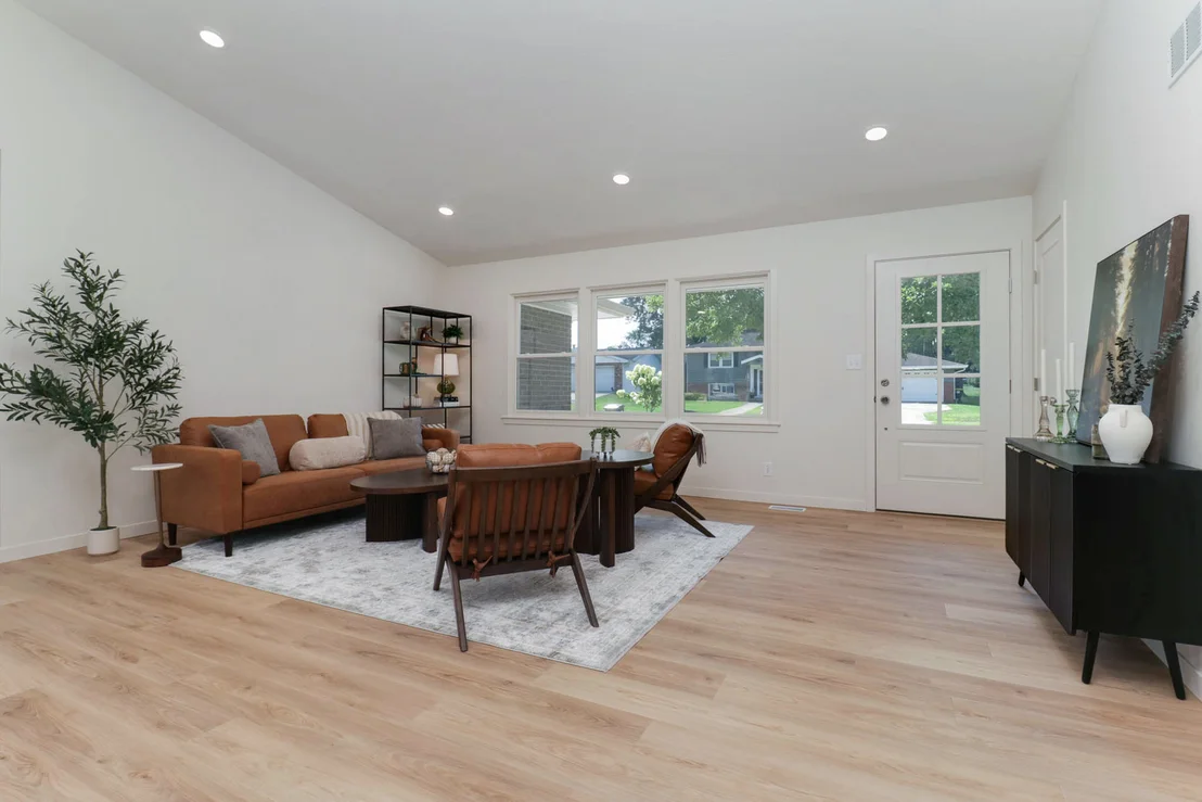 Photo of 802 Karin Drive