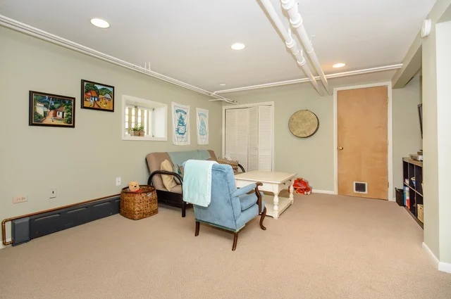 Photo of 2708 Central Park Avenue