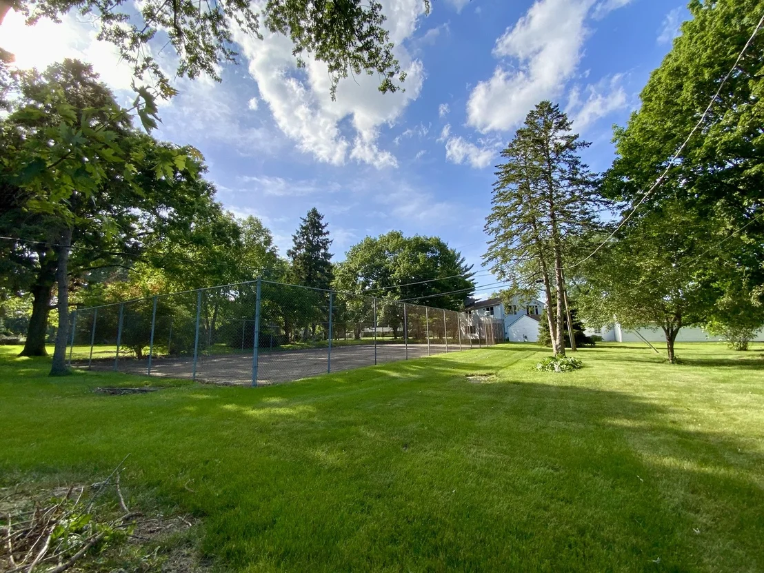 Photo of 809 Mcclaran Avenue