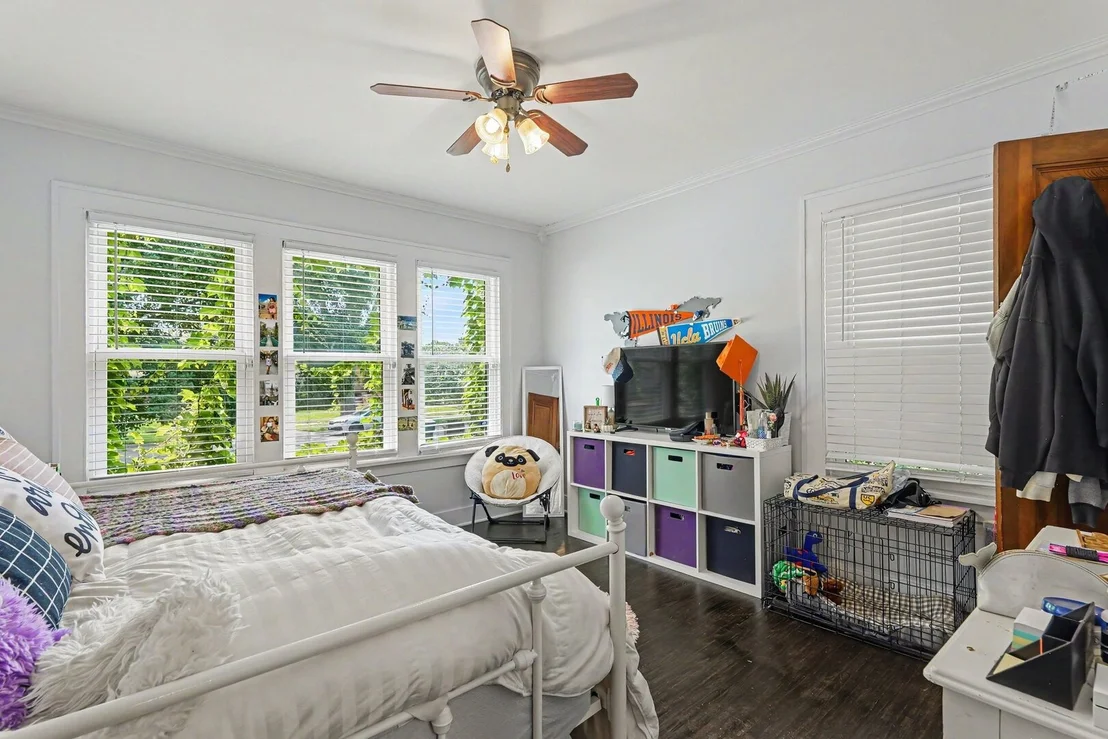 Photo of 1009 John Street