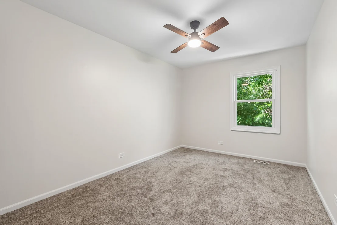 Photo of 17618 Stonebridge Drive