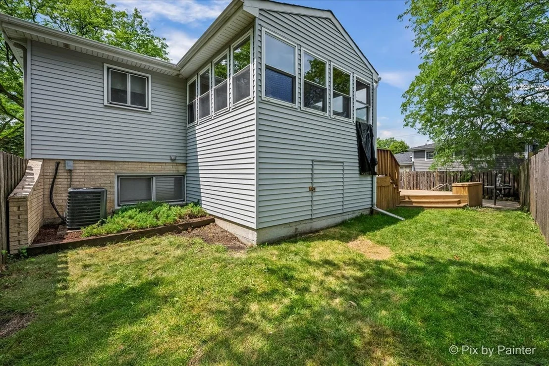 Photo of 555 Figard Lane