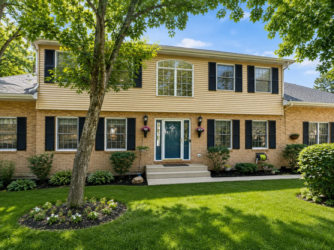 Photo of 1335 Laurel Oaks Drive