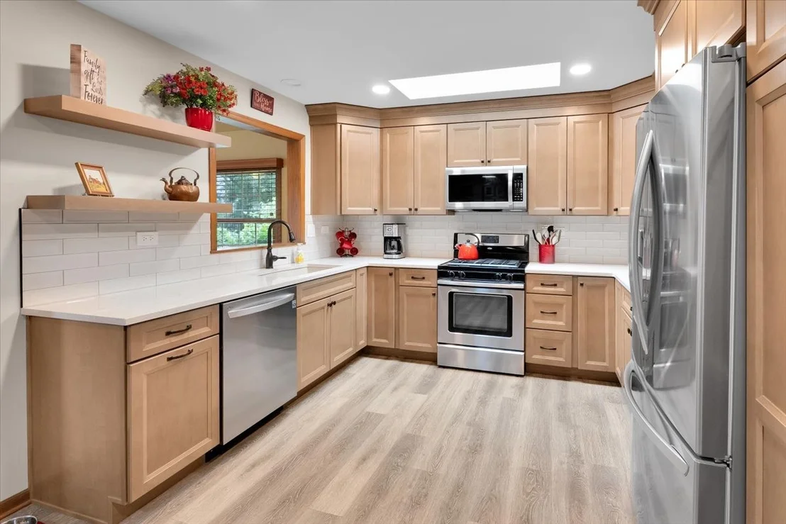 Photo of 214 Deerpath Drive