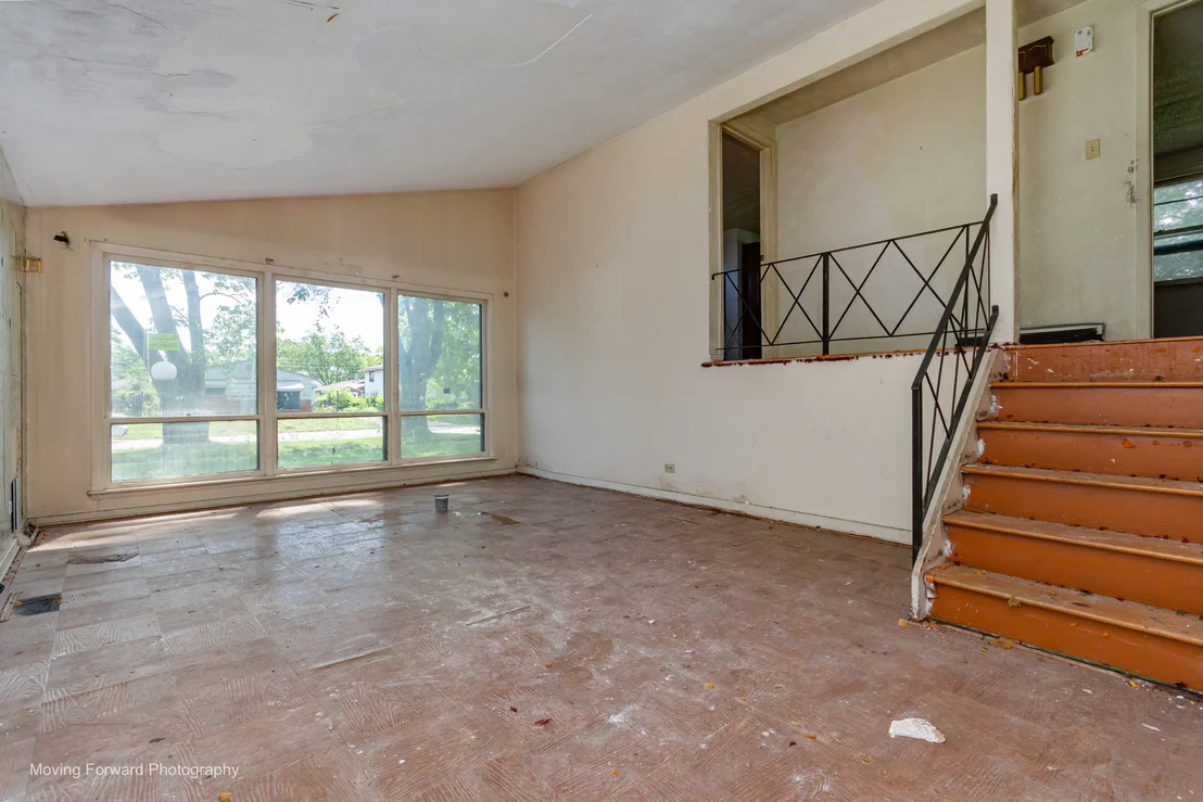 Photo of 16510 Winchester Avenue