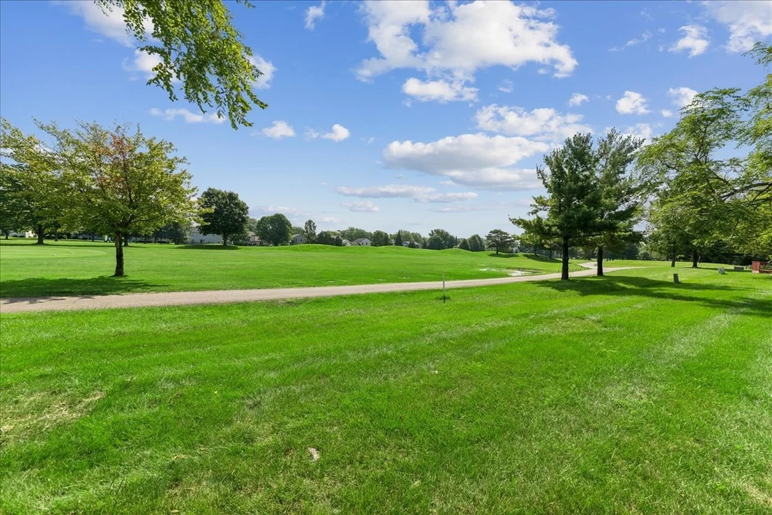 Photo of 1459 Golfview Drive