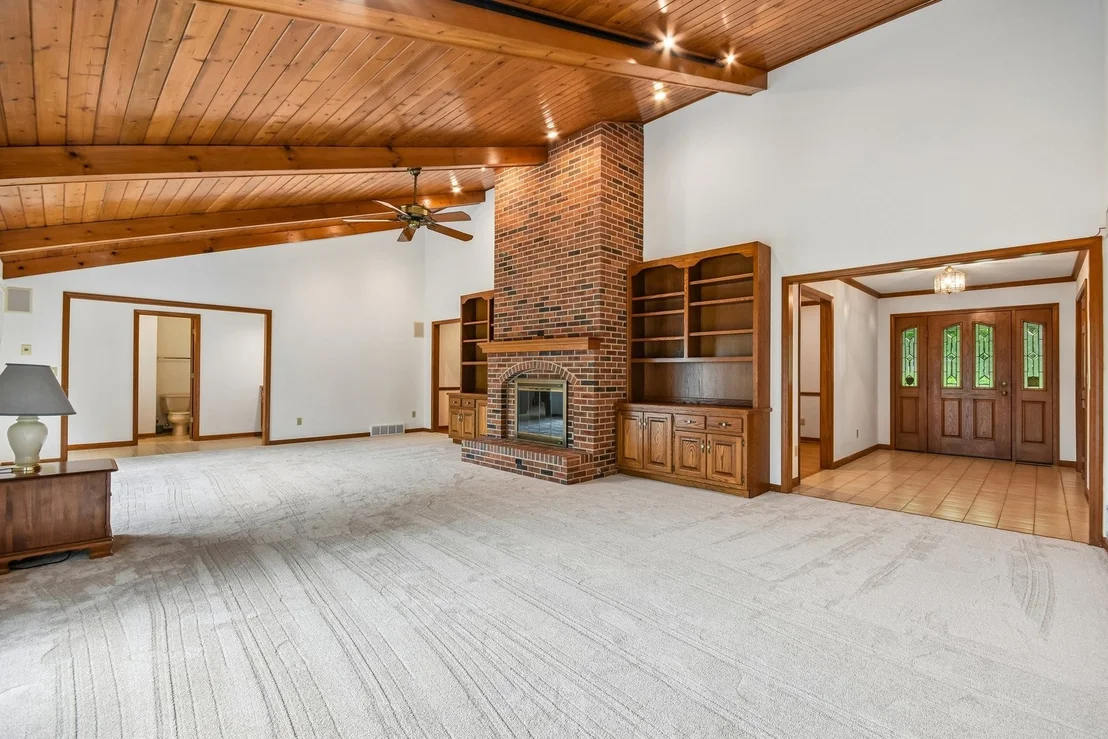 Photo of 6S155 W Ridge Drive