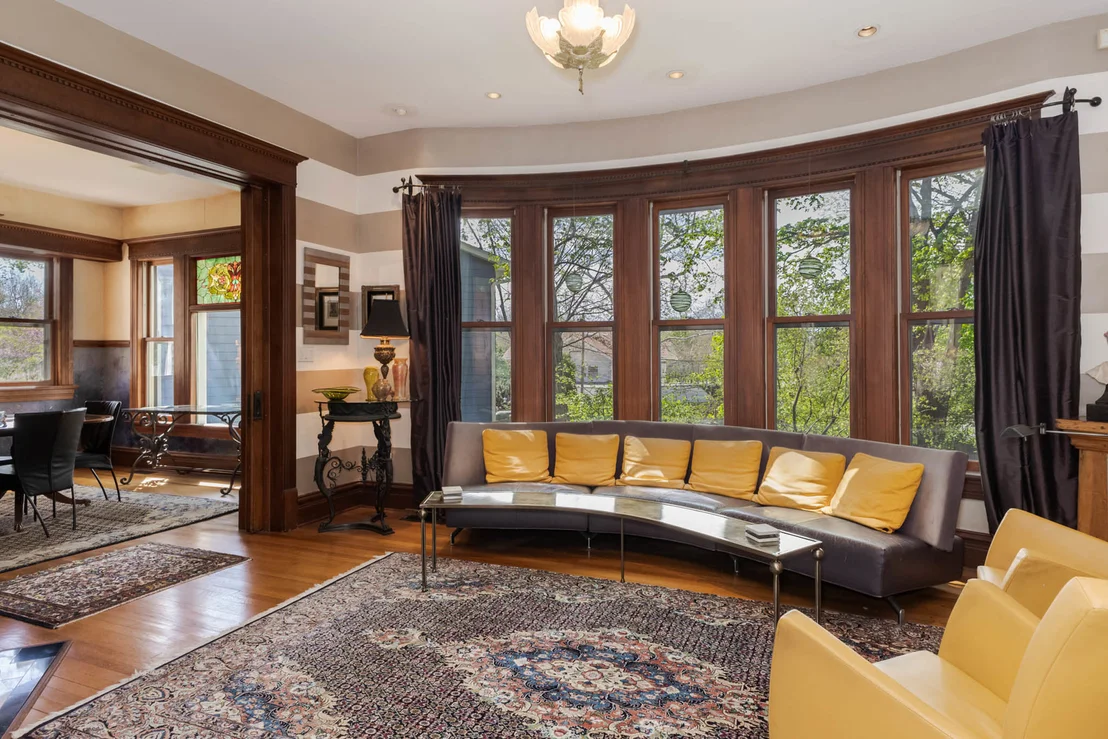 Photo of 5 Broadway Place