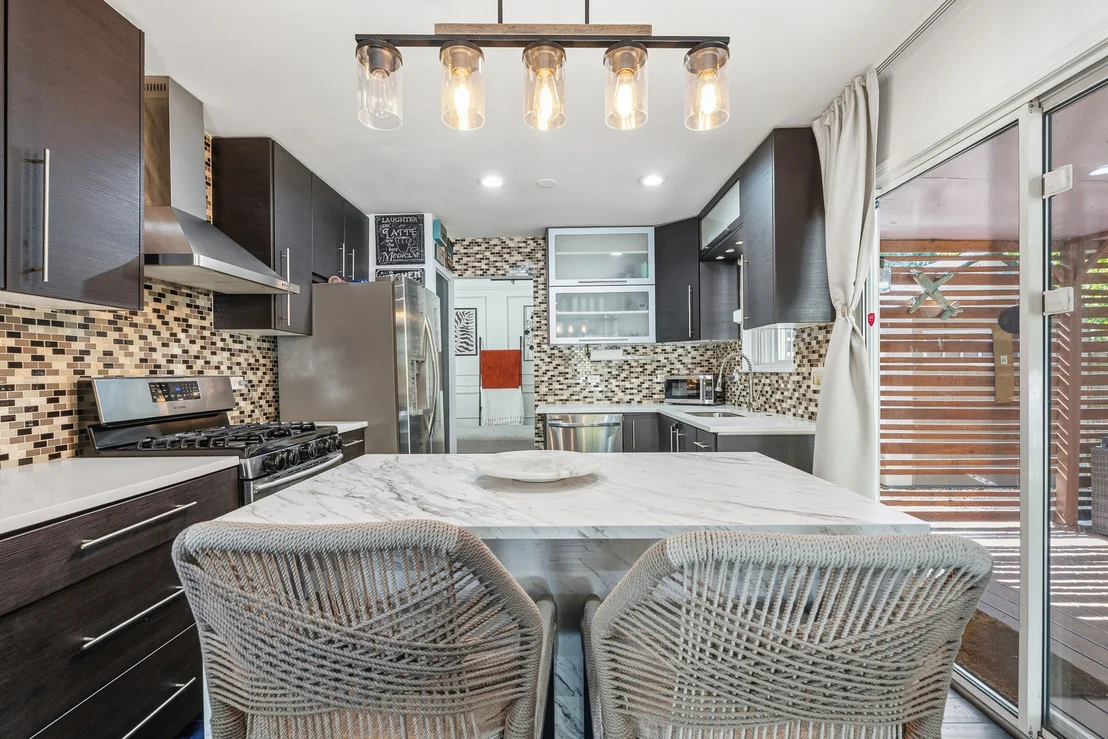 Photo of 568 Cambridge Drive