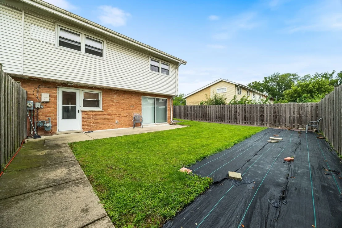 Photo of 8837 Robin Drive