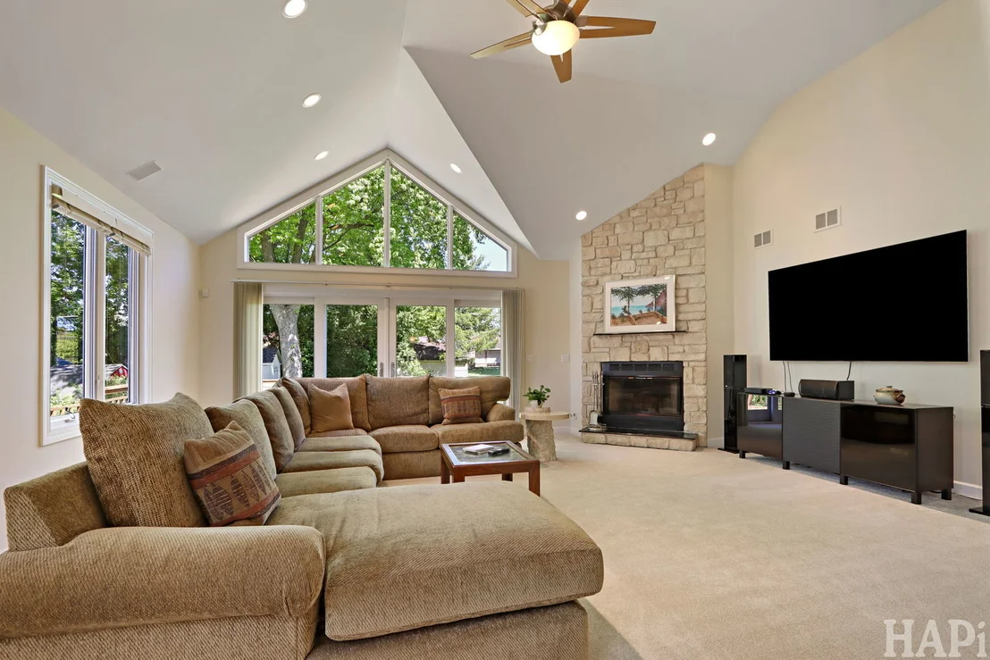 Photo of 225 Spruce Road