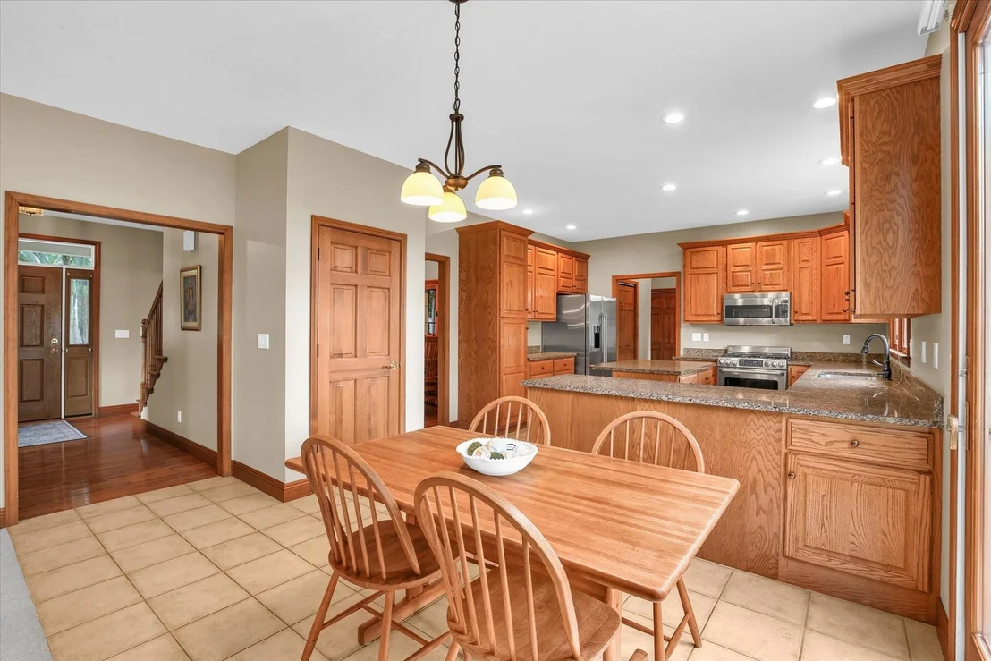 Photo of 2701 Summerhill Lane