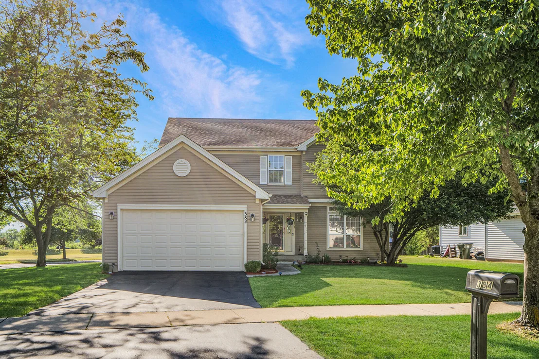 Photo of 384 S Clearview Circle