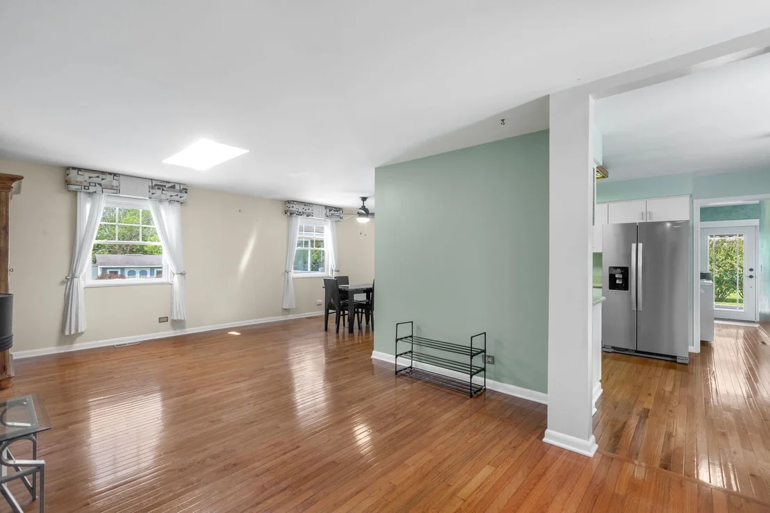 Photo of 392 Jean Street