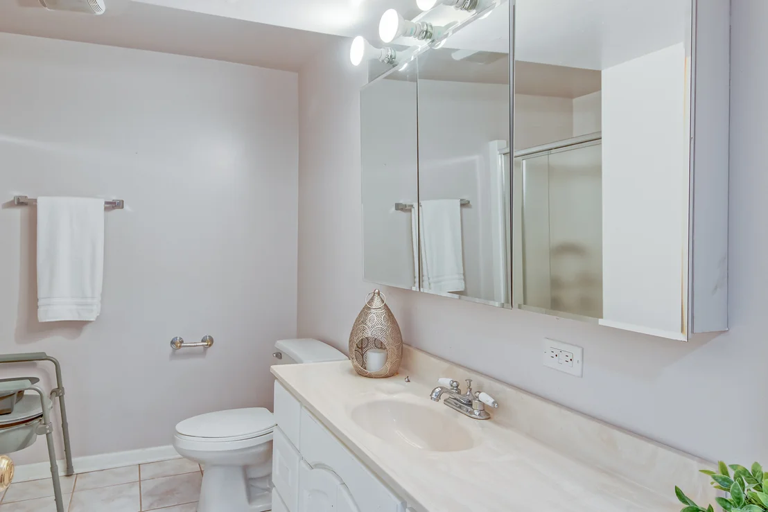 Photo of 1094 Vista Drive
