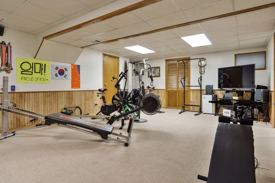 Photo of 881 Willowbrook Drive