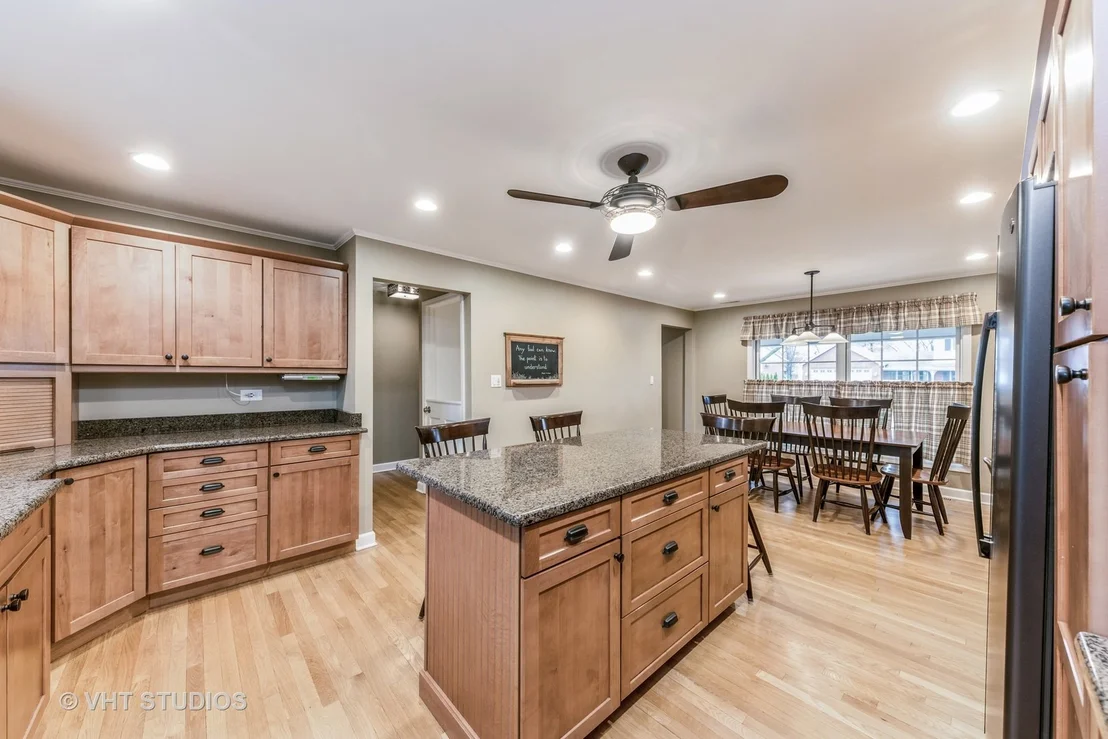 Photo of 627 N Stephen Drive
