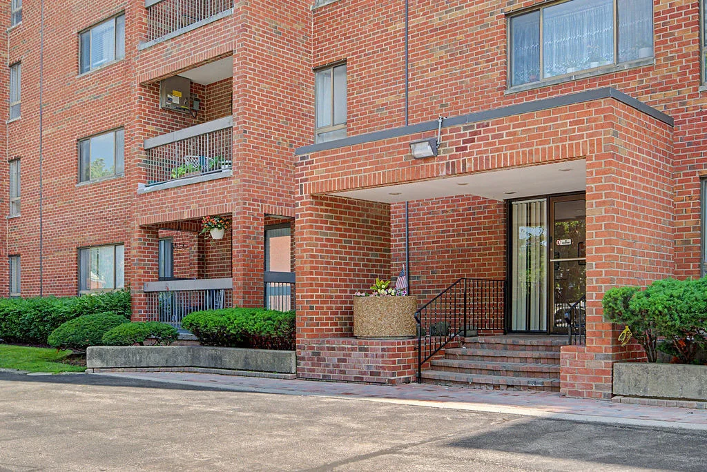 Photo of Unit 210 at 701 FORUM Square