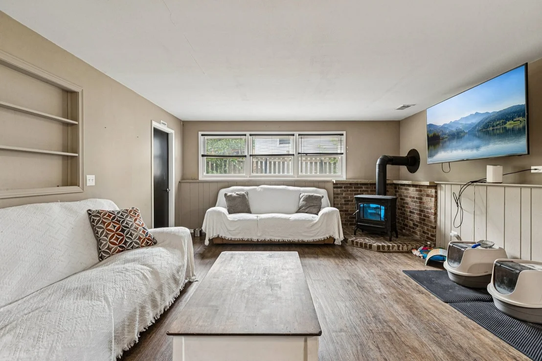 Photo of 710 Greenbriar Lane